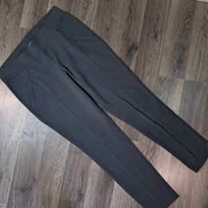 Aerie Green Legging With Stitched Design Size Large NWT